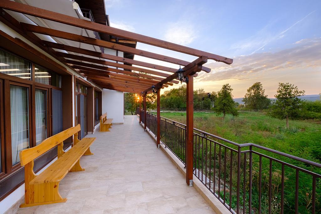 Guesthouse Gostilitsa Екстериор снимка